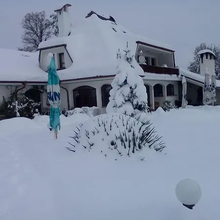 罗登克莱旅馆 招待所 4*