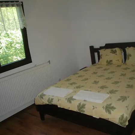 Complex Roden Kray Pensión 3*