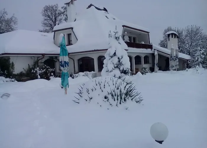 комплекс роден край Къща за гости 4*