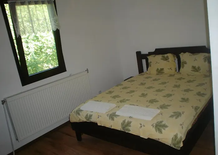 комплекс роден край Къща за гости 4*