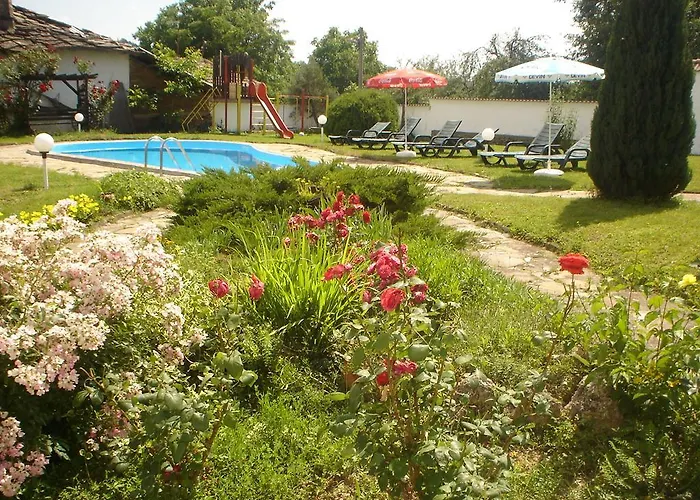 комплекс роден край Къща за гости